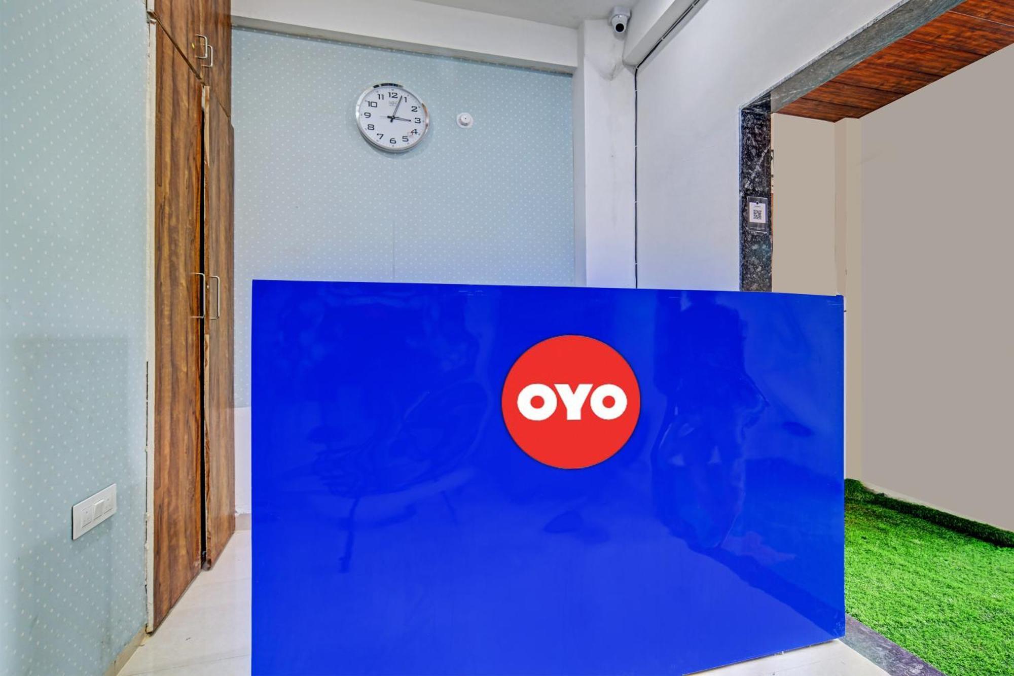 Oyo Flagship Hotel Blue Tick Indore Esterno foto