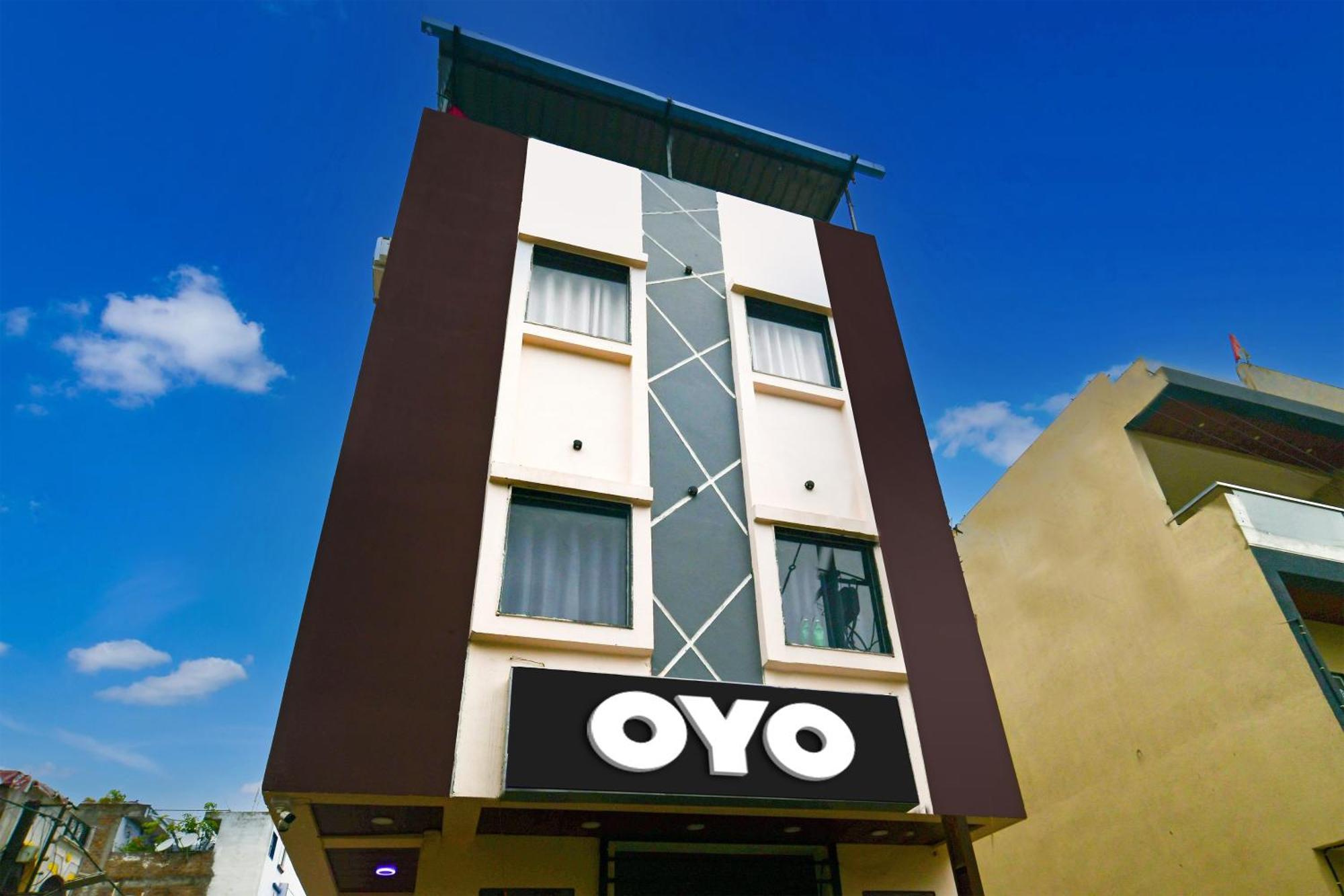 Oyo Flagship Hotel Blue Tick Indore Esterno foto