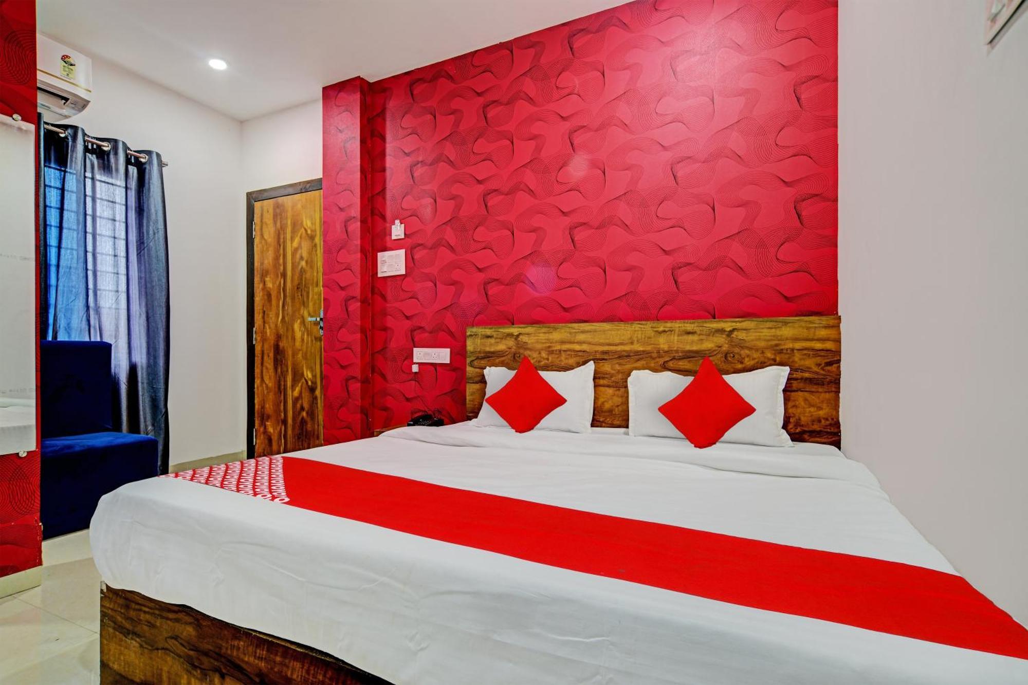 Oyo Flagship Hotel Blue Tick Indore Esterno foto